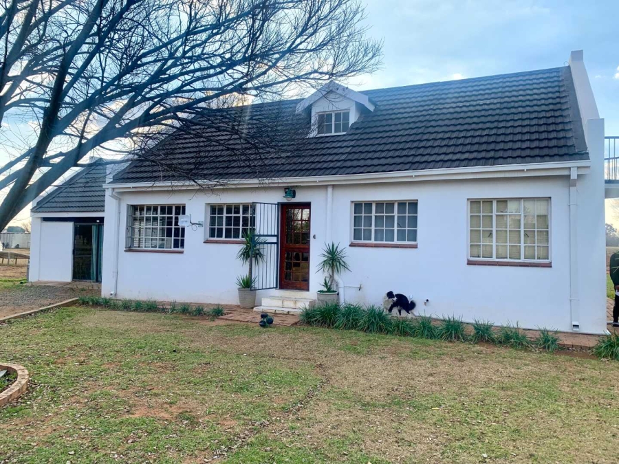 3 Bedroom Property for Sale in Bloemdal Free State